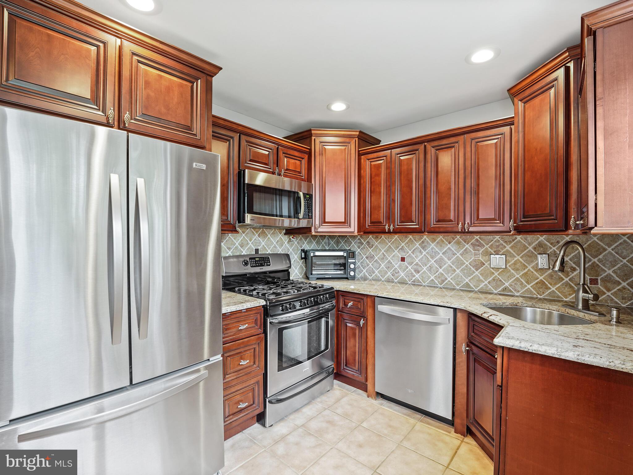 119 Holly Road Broomall, PA 19008 - Photo 14 of 37 Kitchen