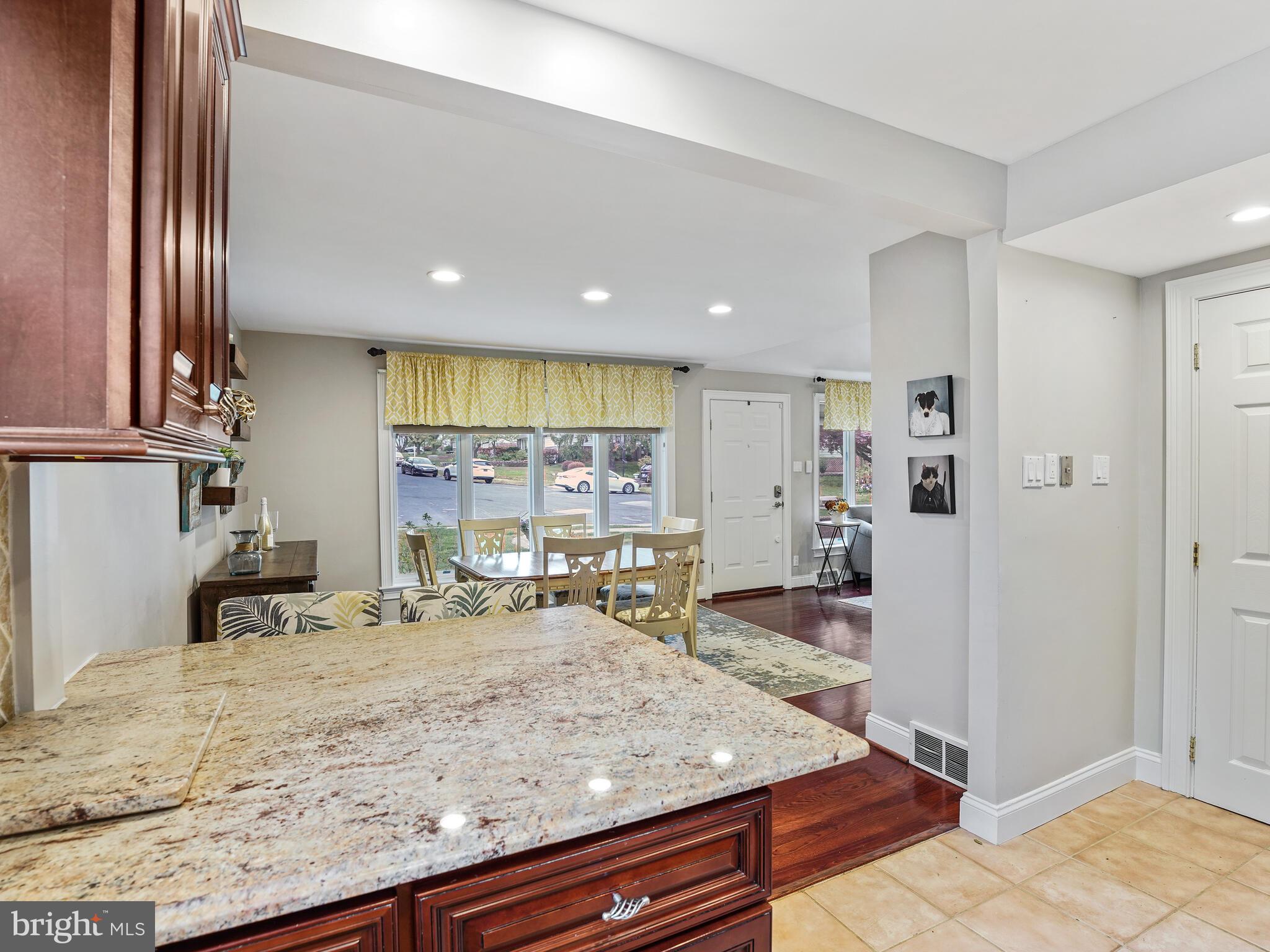 119 Holly Road Broomall, PA 19008 - Photo 15 of 37 Kitchen/Dining Room