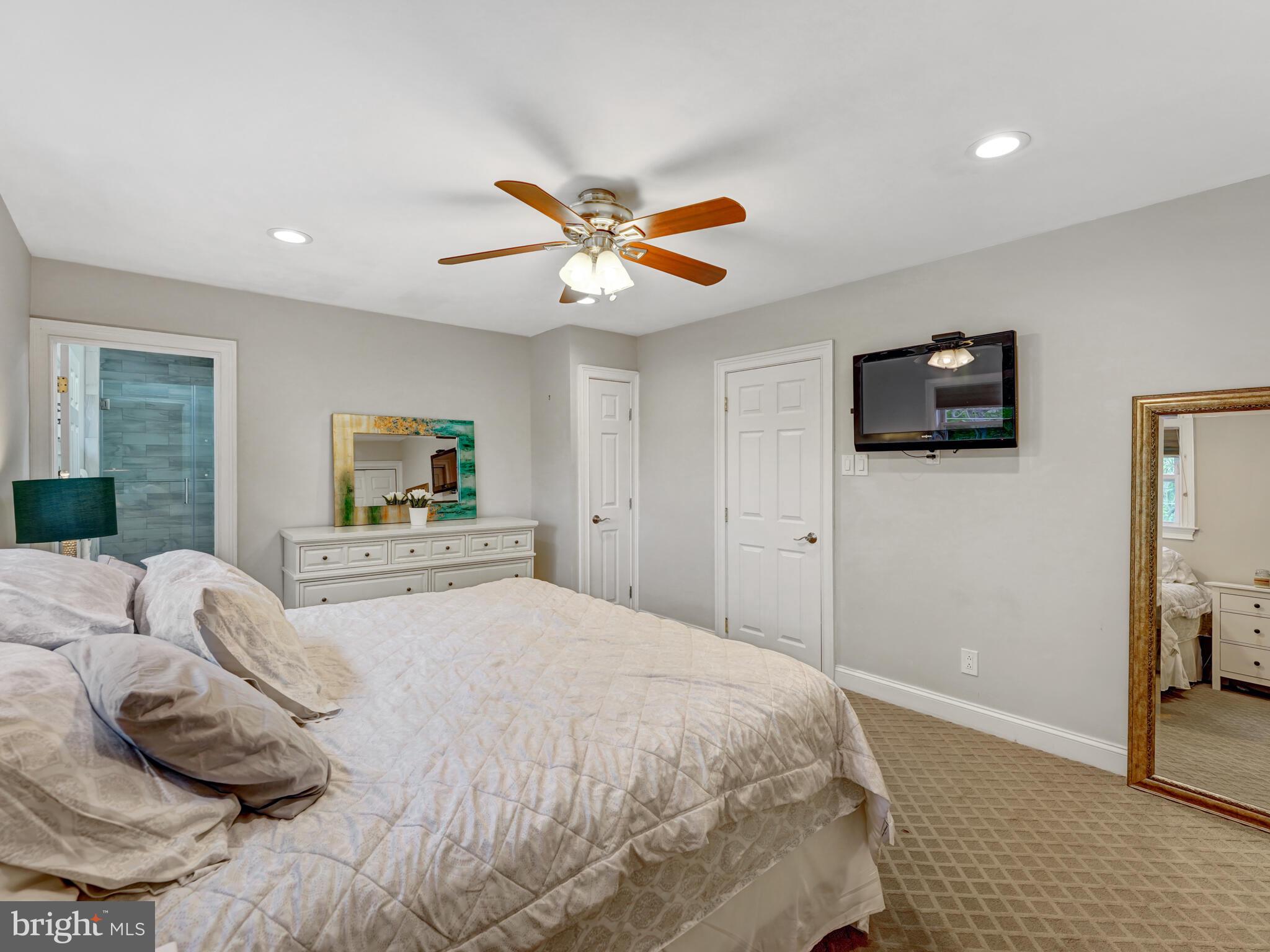 119 Holly Road Broomall, PA 19008 - Photo 20 of 37 Owners Bedroom