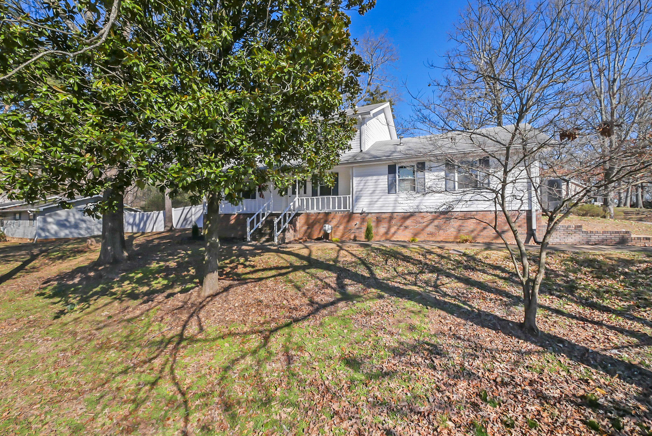 1843 Hidden Harbor Road Hixson, TN 37343 - Photo 3 of 47 5-P1690118