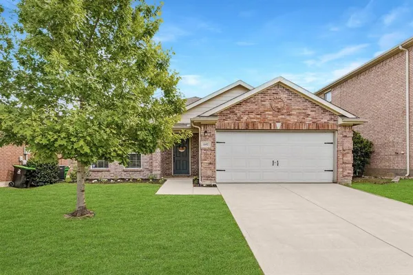 $260,000 | 1682 Chukar Drive, Aubrey, TX 76227