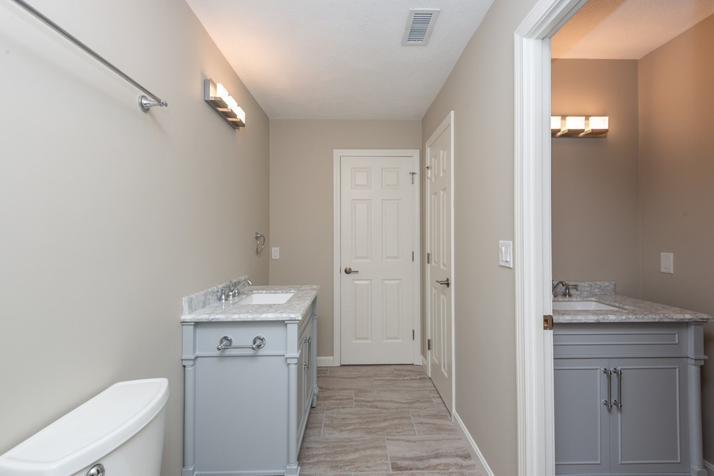11 Country Club Road, Unit 7 Peabody, MA 01960 - Photo 20 of 42 Gallery Image 20
