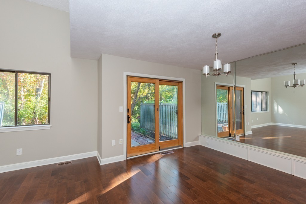 11 Country Club Road, Unit 7 Peabody, MA 01960 - Photo 8 of 42 Gallery Image 8