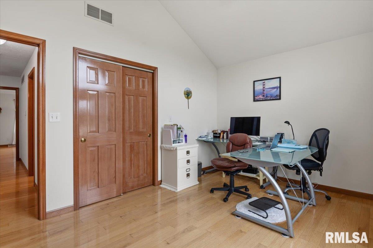 303 Breckenridge Road Chatham, IL 62629 - Photo 21 of 38 Gallery Image 21