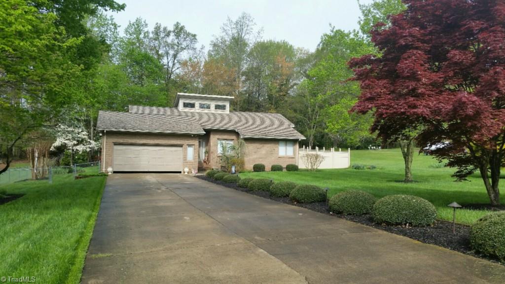 315 South Edgewood Road Eden, NC 27288 - Photo 2 of 25 Gallery Image 2