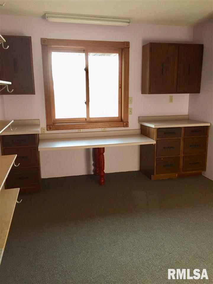 702 South Bluff Street Albany, IL 61230 - Photo 14 of 22