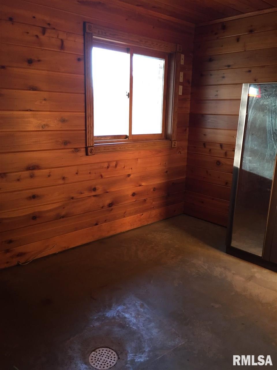 702 South Bluff Street Albany, IL 61230 - Photo 19 of 22