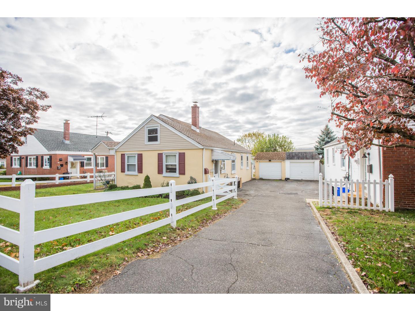 9235 Wesleyan Road Philadelphia, PA 19114 - Photo 2 of 21 Gallery Image 2