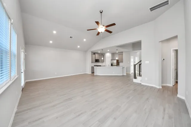 $390,000 | 1122 Muscadine Hollow Lane, Richmond, TX 77406