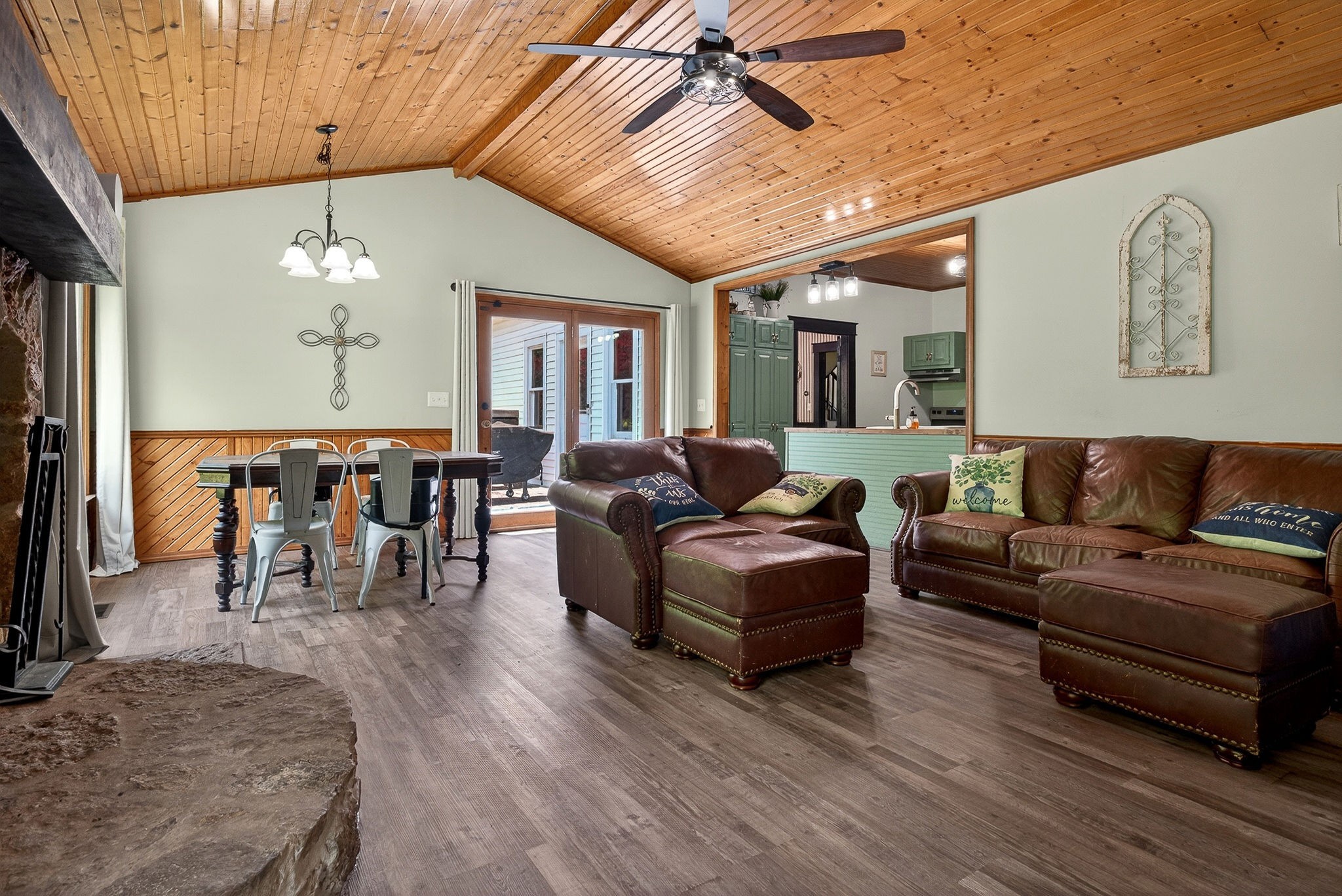 283 Hunting Creek Road Whitleyville, TN 38588 - Photo 12 of 76 Gallery Image 12