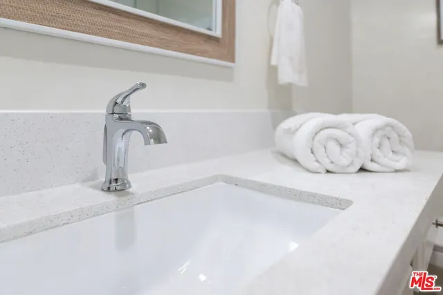 $510,000 | 6150 Buckingham Parkway, Unit 107, Culver City, CA 90230