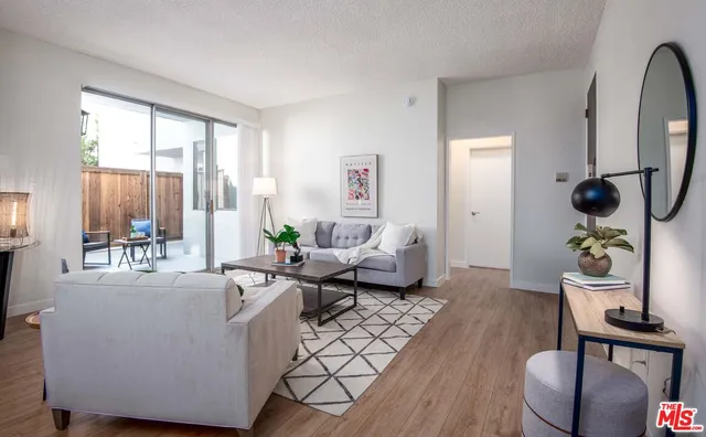 $510,000 | 6150 Buckingham Parkway, Unit 107, Culver City, CA 90230