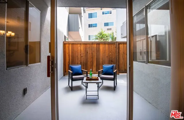 $510,000 | 6150 Buckingham Parkway, Unit 107, Culver City, CA 90230