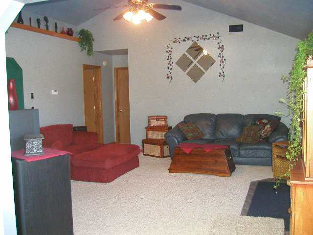 3300 West Quiet Road Albion, IN 46701 - Photo 5 of 7 Gallery Image 5