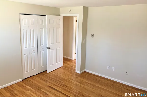 $1,900 | 262 Robin Court, Unit A, Cheshire, CT 06410