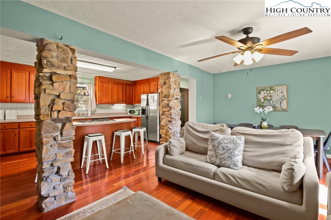 509 7 Devils Road Banner Elk, NC 28604 - Photo 14 of 39 Gallery Image 14