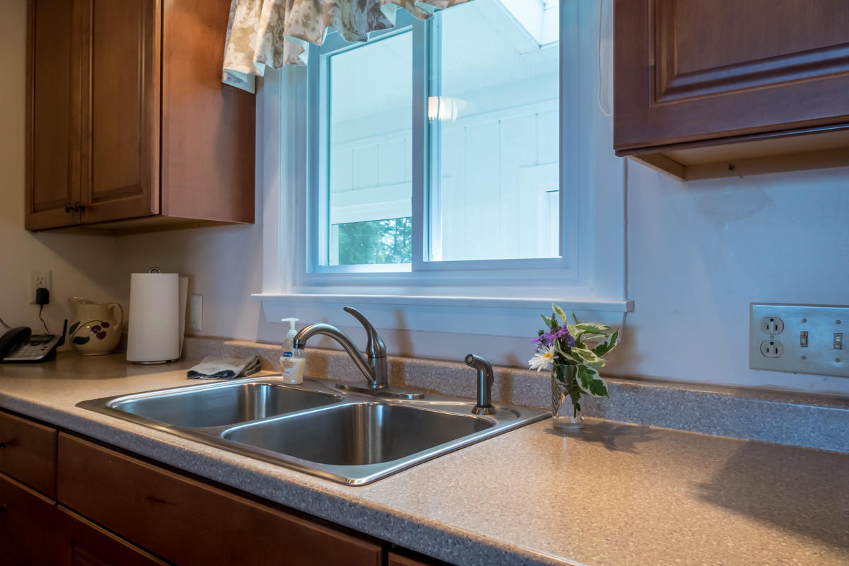 166 Lyons Point Road Gray, ME 04071 - Photo 5 of 42 15-Kitchen (4 of 5)