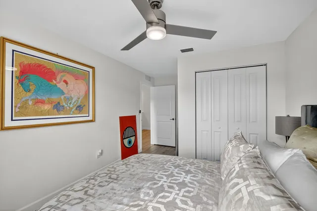 a lawn chairs sitting in the grass