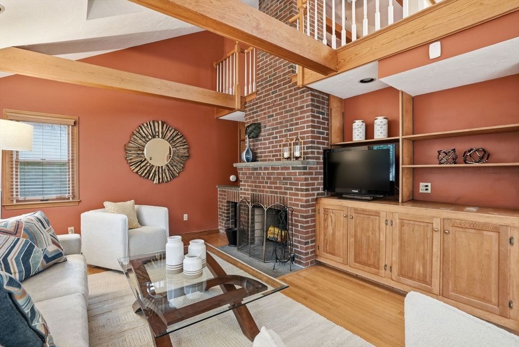 52 Hurlcroft Road Milton, MA 02186 - Photo 11 of 41