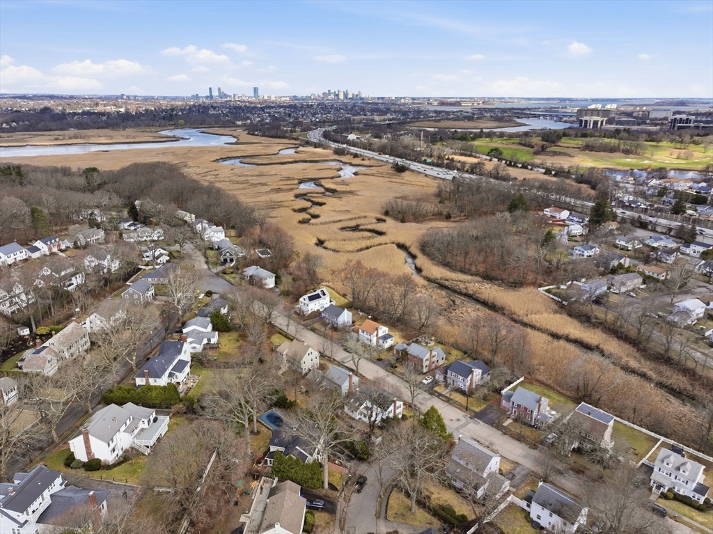 52 Hurlcroft Road Milton, MA 02186 - Photo 35 of 41