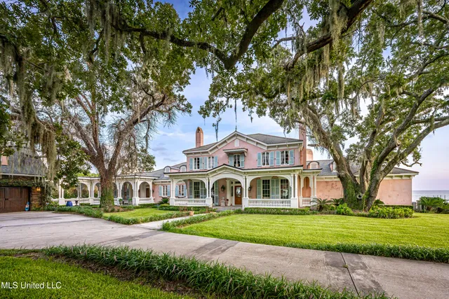 $2,895,000 | 9783 Pointe Aux Chenes Road, Ocean Springs, MS 39564
