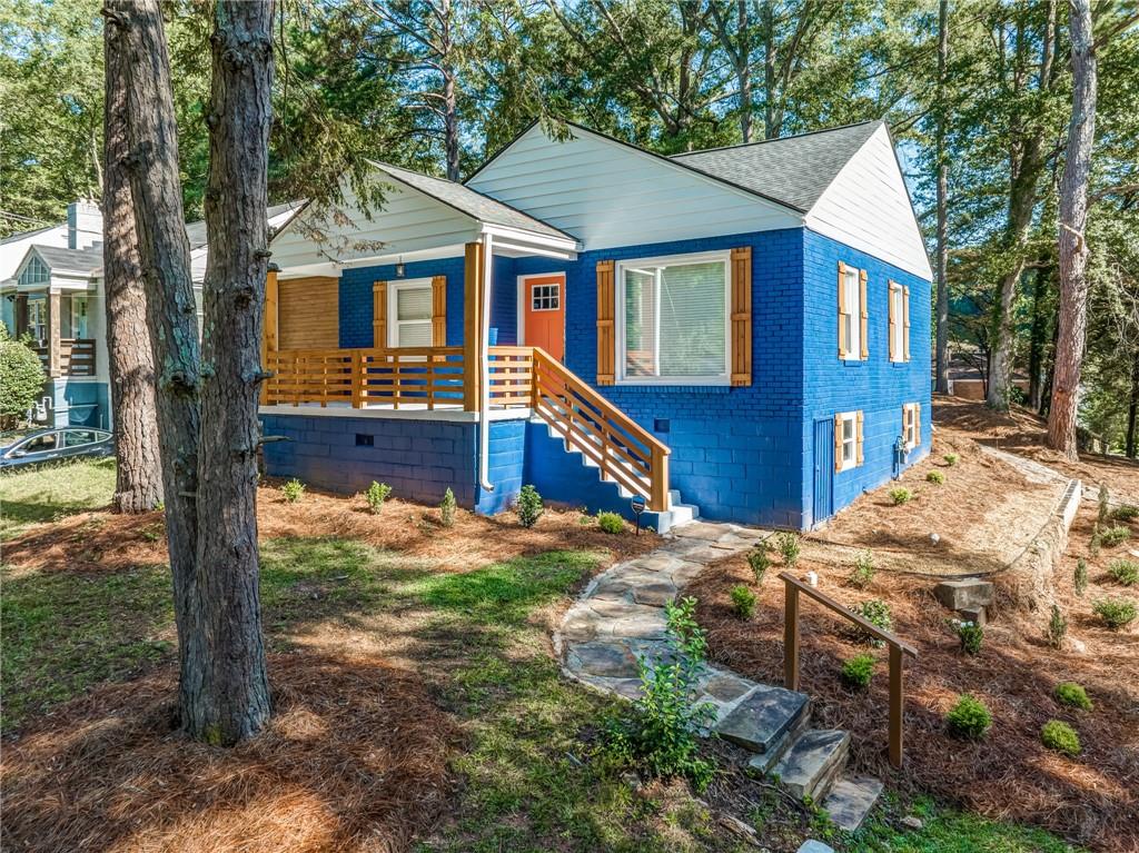 1565 Ocala Avenue Southwest Atlanta, GA 30311 - Photo 2 of 26