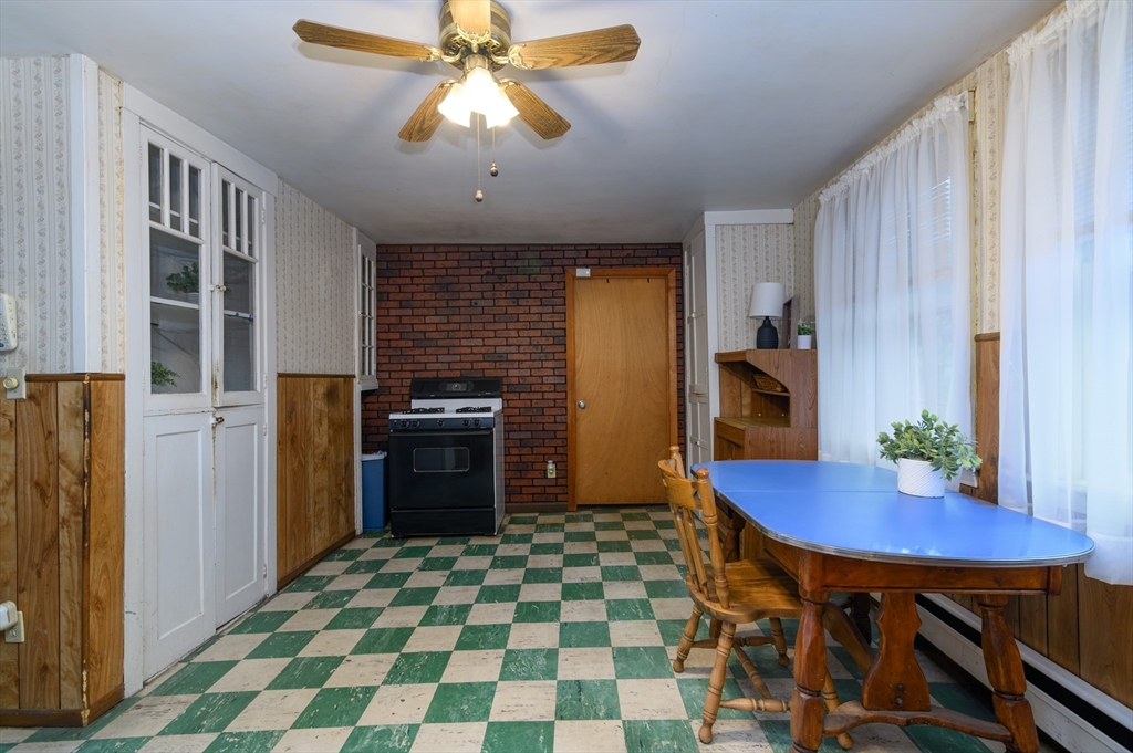 30 Puritan Road Weymouth, MA 02189 - Photo 7 of 34