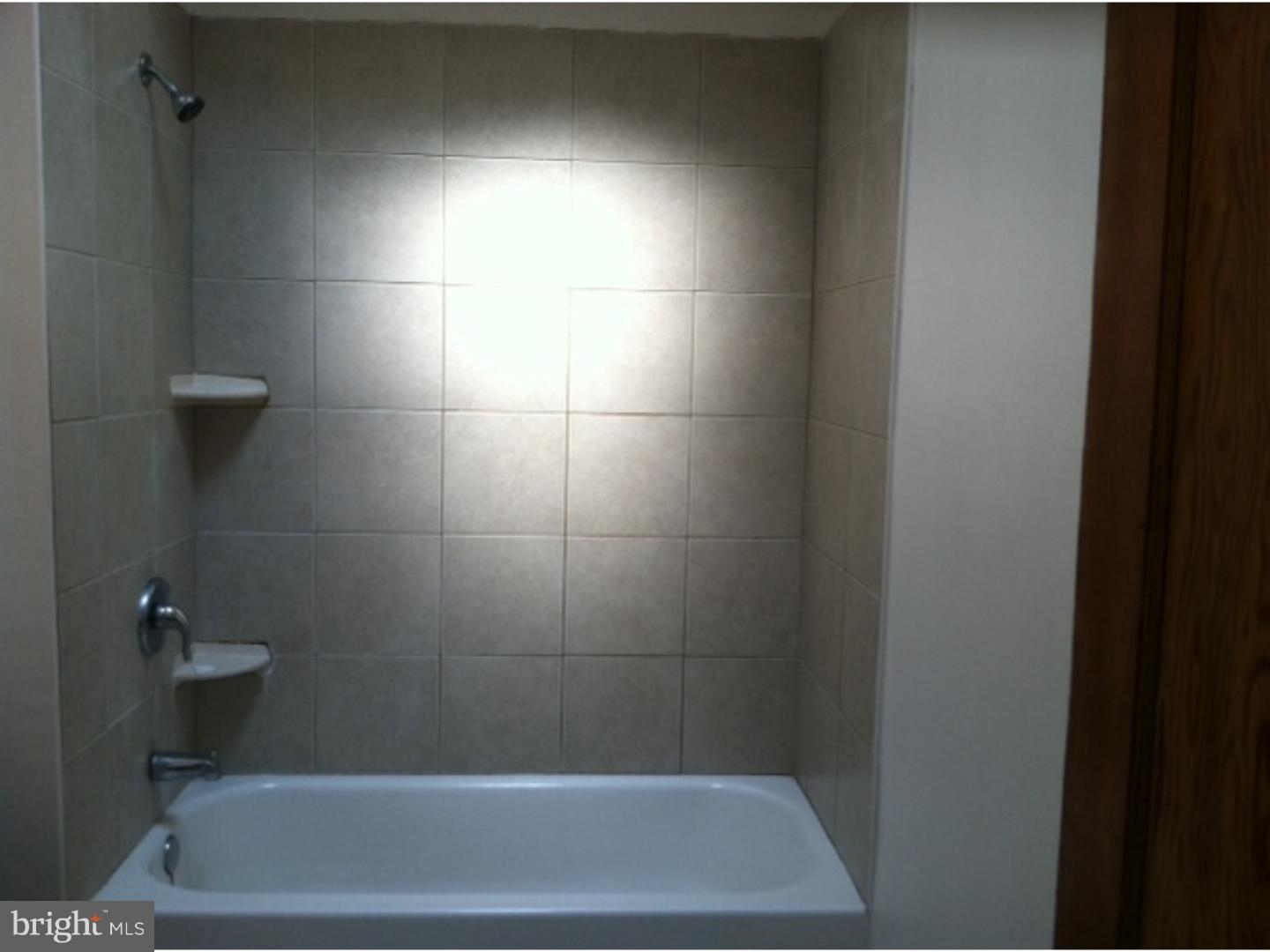 6924 Guilford Road Upper Darby, PA 19082 - Photo 7 of 9