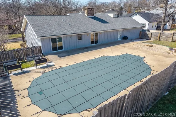 $425,000 | 89 Primrose Lane, Camdenton, MO 65020