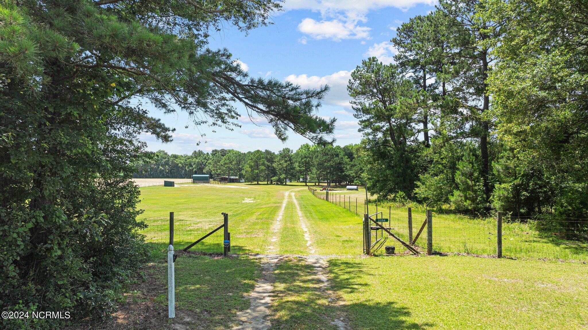 2294 Reedsford Road Clinton, NC 28328 - Photo 11 of 57 11