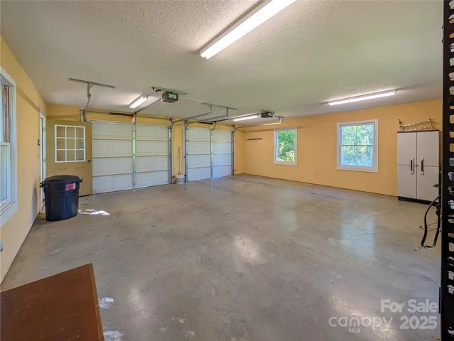 $599,000 | 355 Rosewood Lane, Burnsville, NC 28714