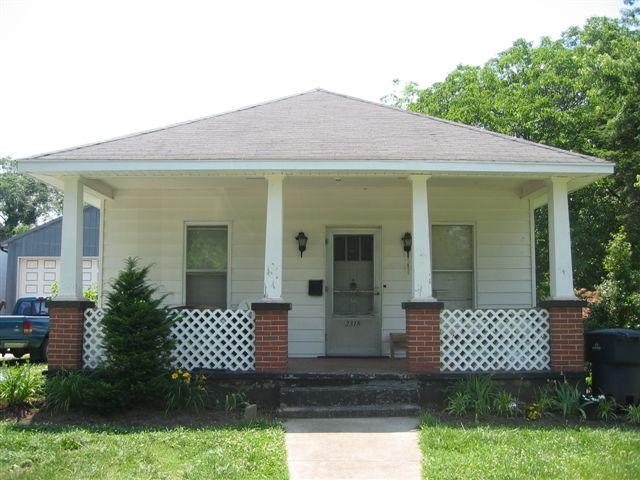 2318 Ridgefield Street Northeast Roanoke, VA 24012 - Photo 1 of 1 Main