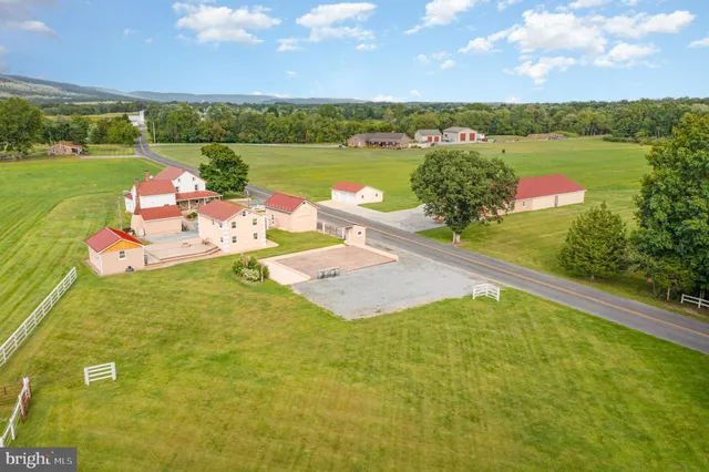 a view of lake with houses
