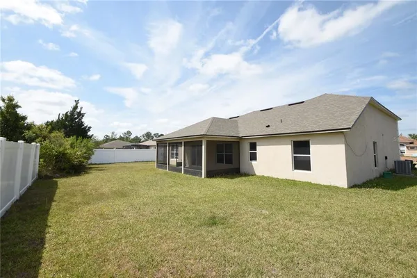$2,250 | 13 Sergeant Court, Palm Coast, FL 32164
