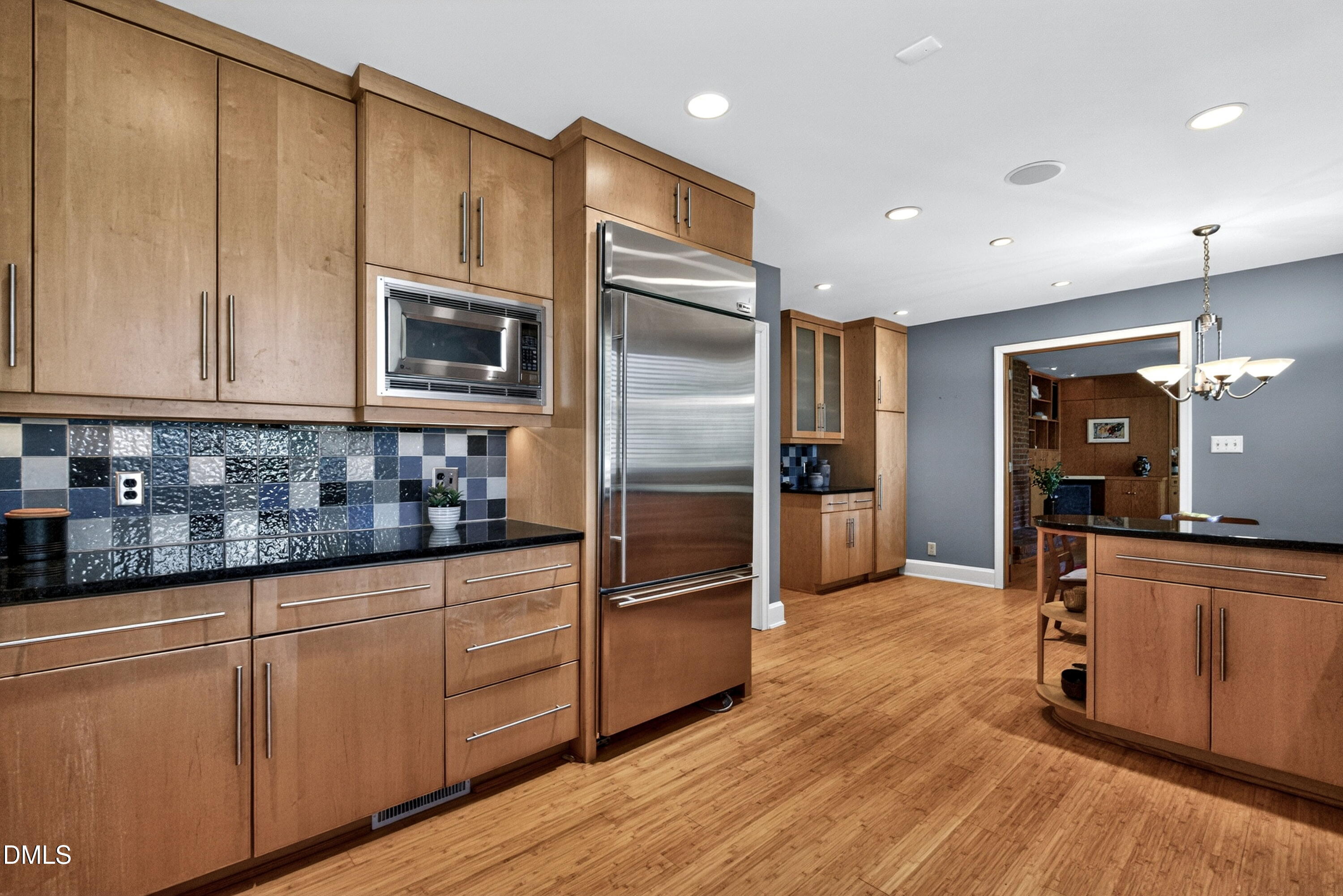 901 Westwood Drive Raleigh, NC 27607 - Photo 18 of 45 virtual-tour-156782-photo-17769784779917