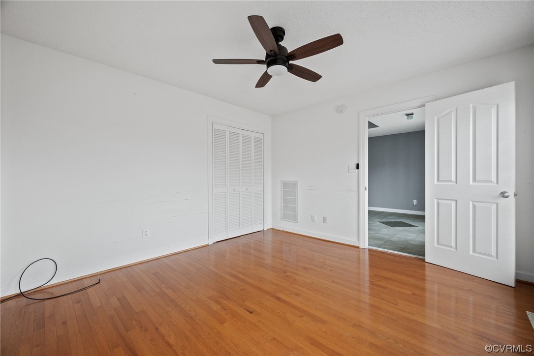 15 Brough Lane Hampton, VA 23669 - Photo 8 of 43 wooden floor in an empty room