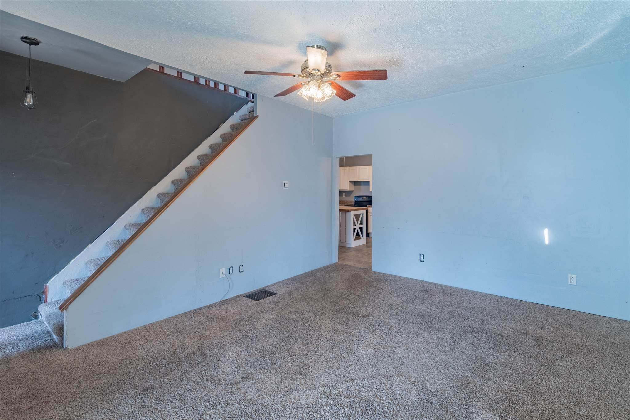 690 High Street Wabash, IN 46992 - Photo 4 of 26