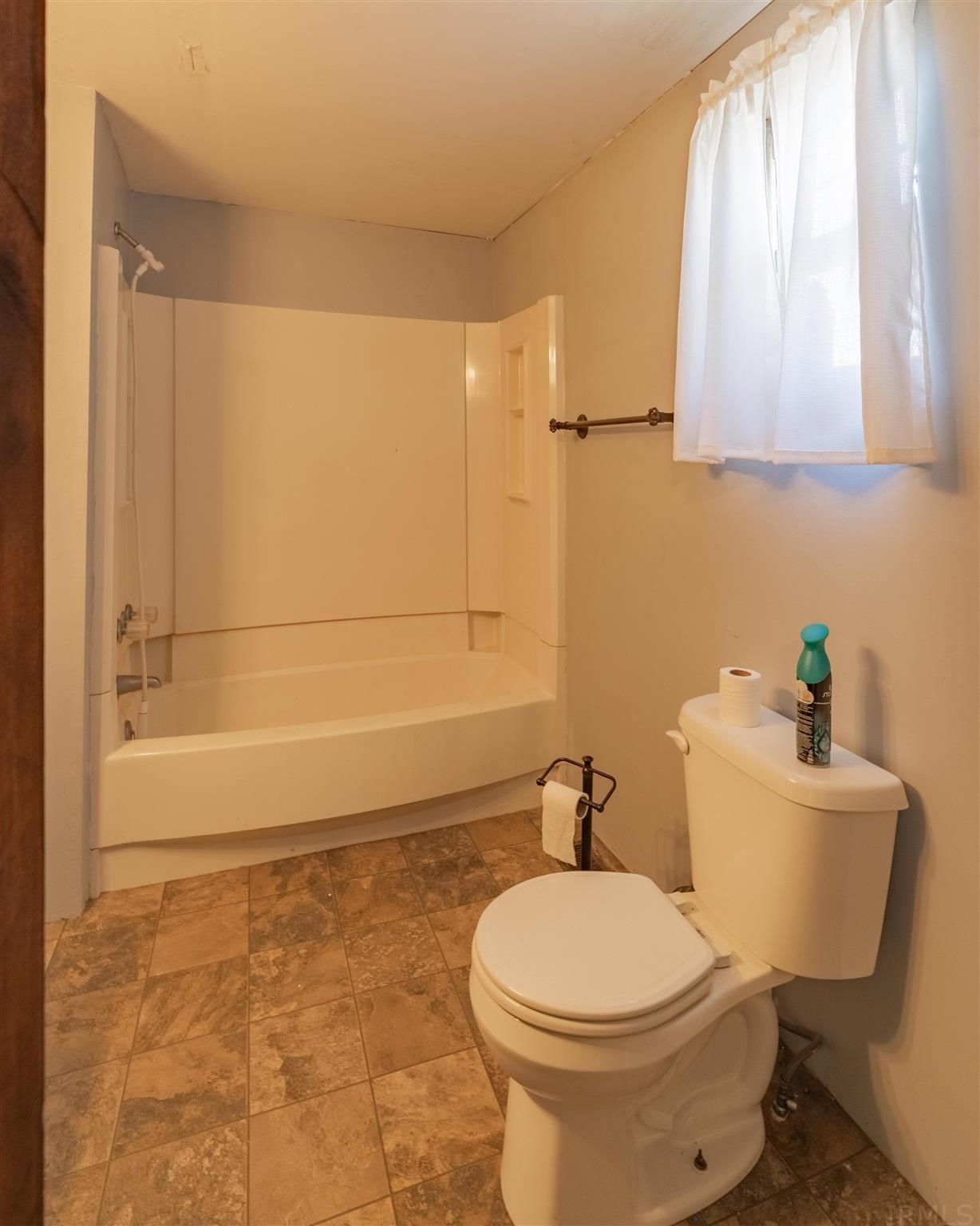 690 High Street Wabash, IN 46992 - Photo 10 of 26