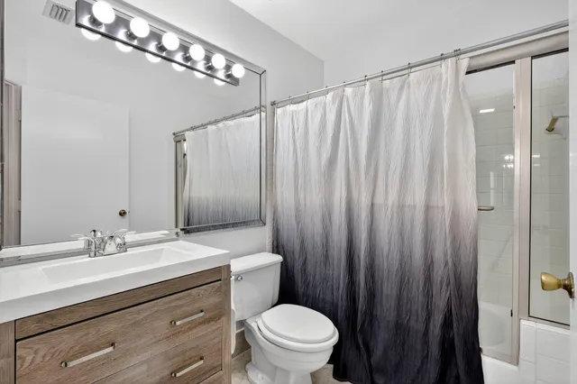 $2,600 | 5475 Verona Drive, Unit J, Boynton Beach, FL 33437