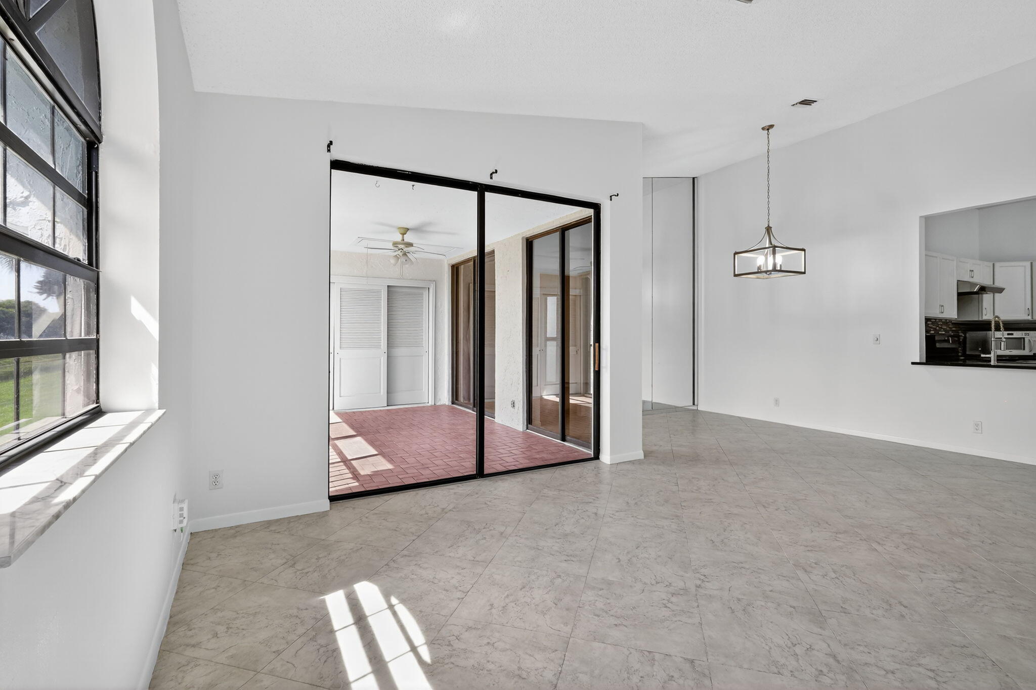 5475 Verona Drive, Unit J Boynton Beach, FL 33437 - Photo 3 of 71 3-web-or-mls-003__82A7065