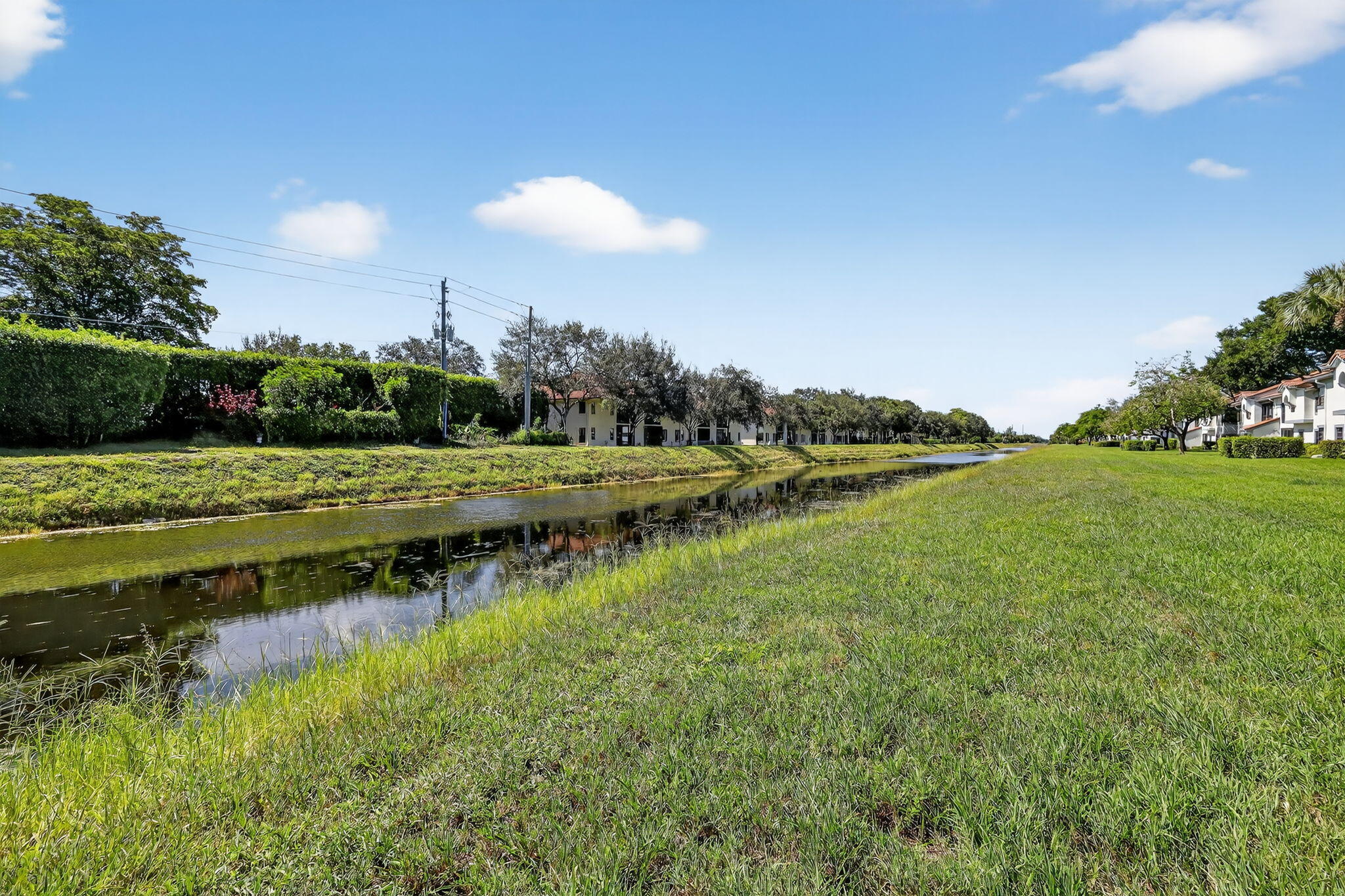 5475 Verona Drive, Unit J Boynton Beach, FL 33437 - Photo 32 of 71 32-web-or-mls-032__82A7212