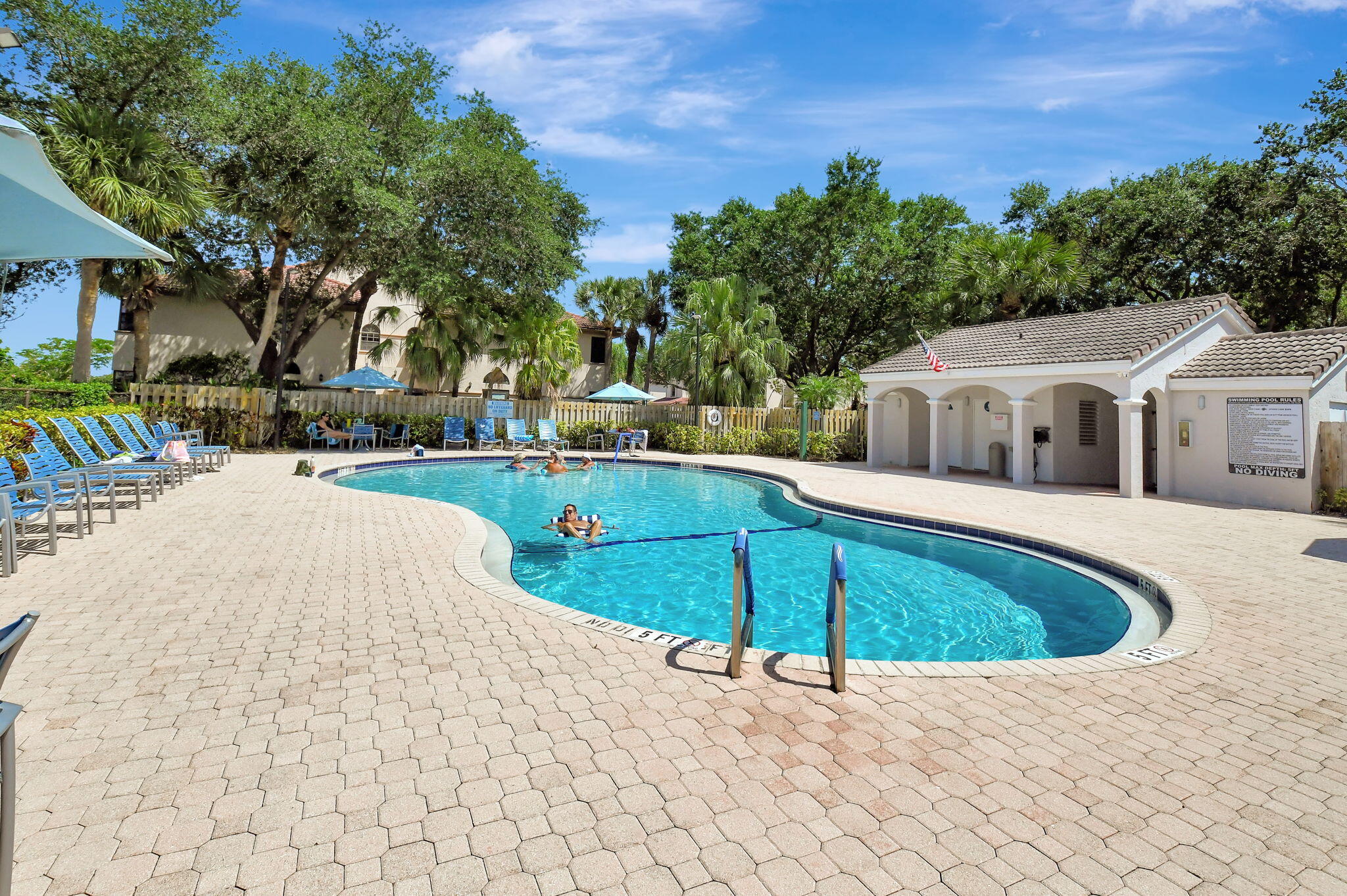 5475 Verona Drive, Unit J Boynton Beach, FL 33437 - Photo 44 of 71 44-web-or-mls-DSC_1105