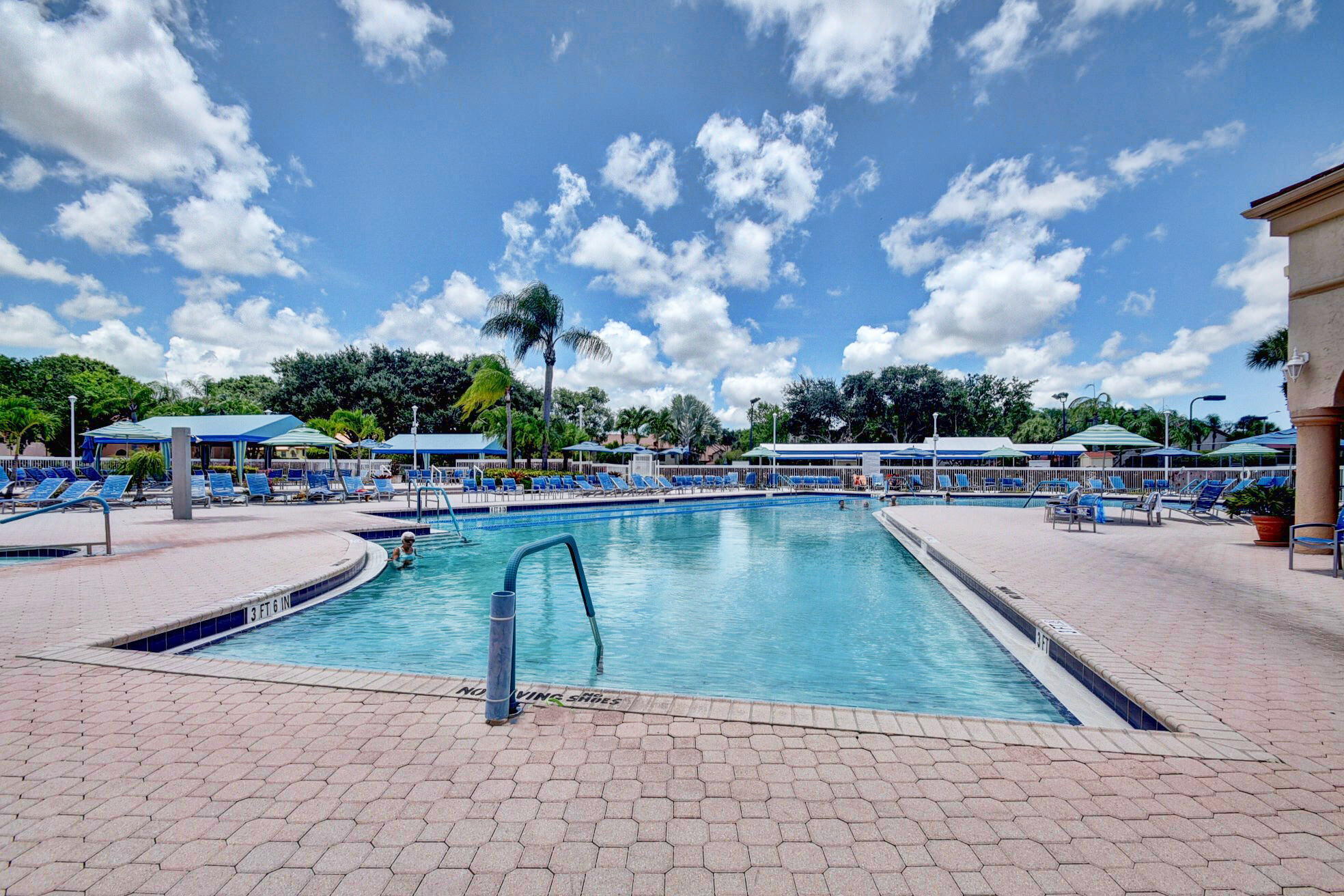 5475 Verona Drive, Unit J Boynton Beach, FL 33437 - Photo 46 of 71 46-web-or-mls-Platina (6)
