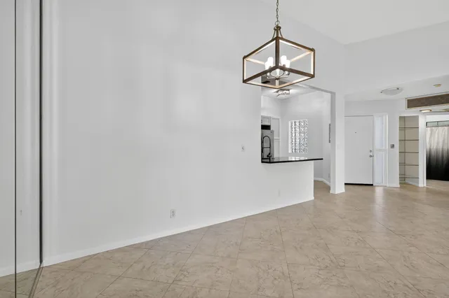 $2,600 | 5475 Verona Drive, Unit J, Boynton Beach, FL 33437