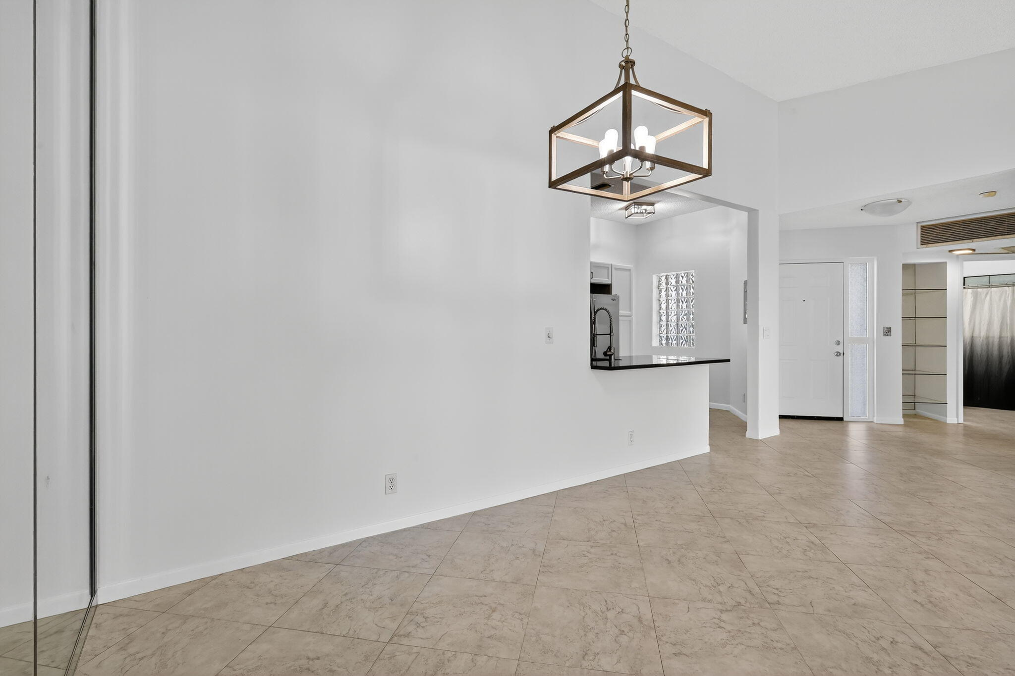 5475 Verona Drive, Unit J Boynton Beach, FL 33437 - Photo 8 of 71 8-web-or-mls-006__82A7077