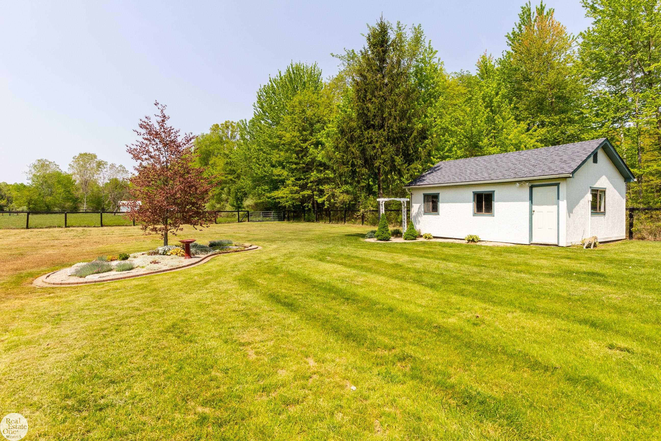 3728 Palms Road Casco, MI 48064 - Photo 61 of 72 50110332-60.JPG