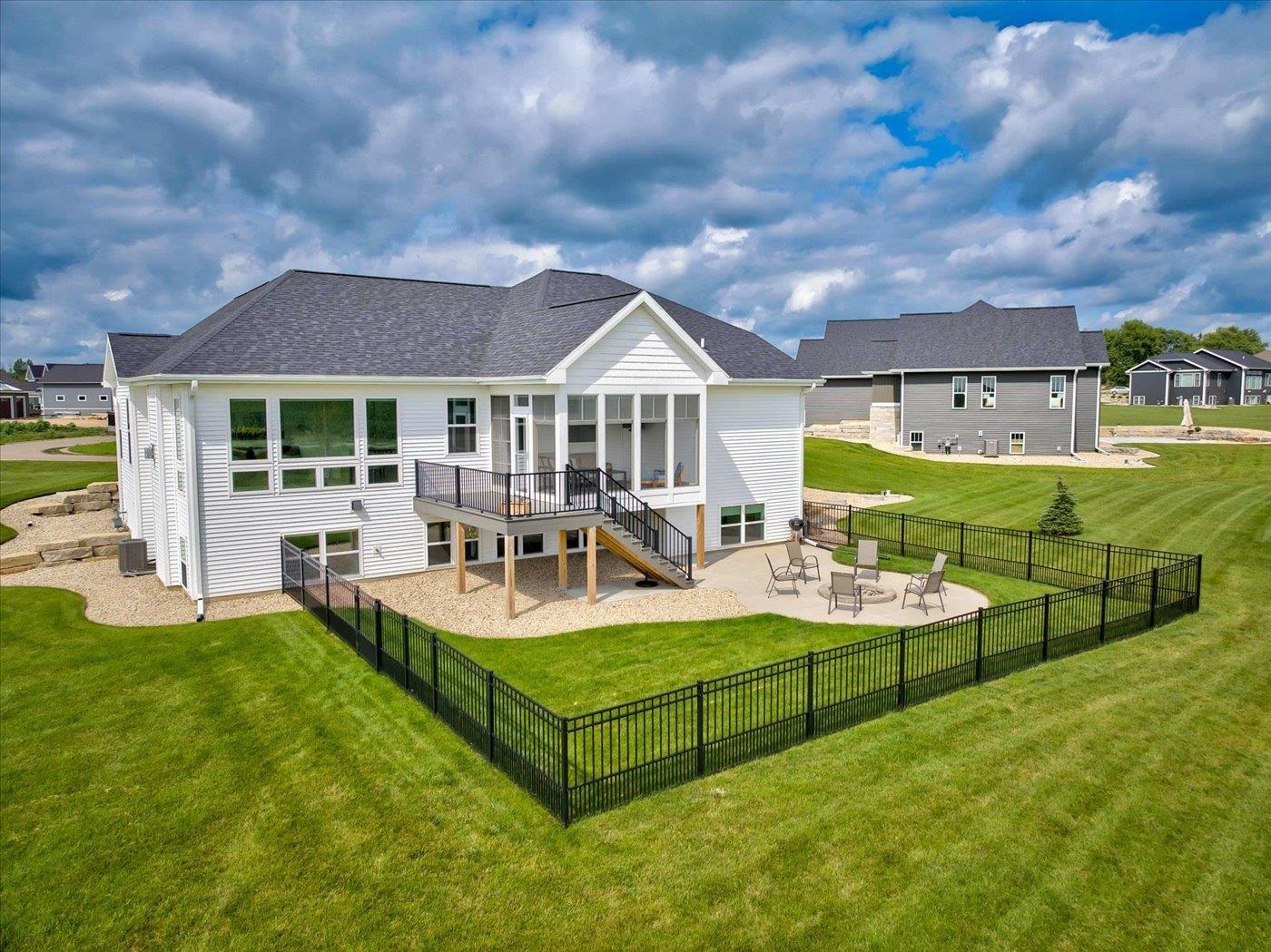 6607 Kades Sun Prairie Sun Prairie, WI 53590 - Photo 67 of 77