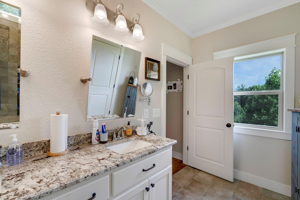 2079 Gallatin Road Young Harris, GA 30582 - Photo 22 of 38