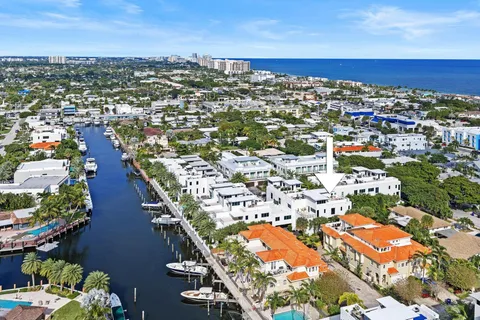 $1,999,995 | 240 Shore Court, Fort Lauderdale, FL 33308
