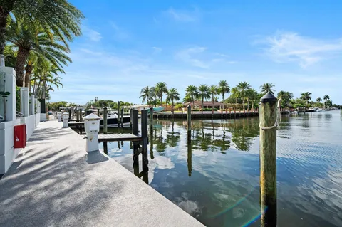 $1,999,995 | 240 Shore Court, Fort Lauderdale, FL 33308